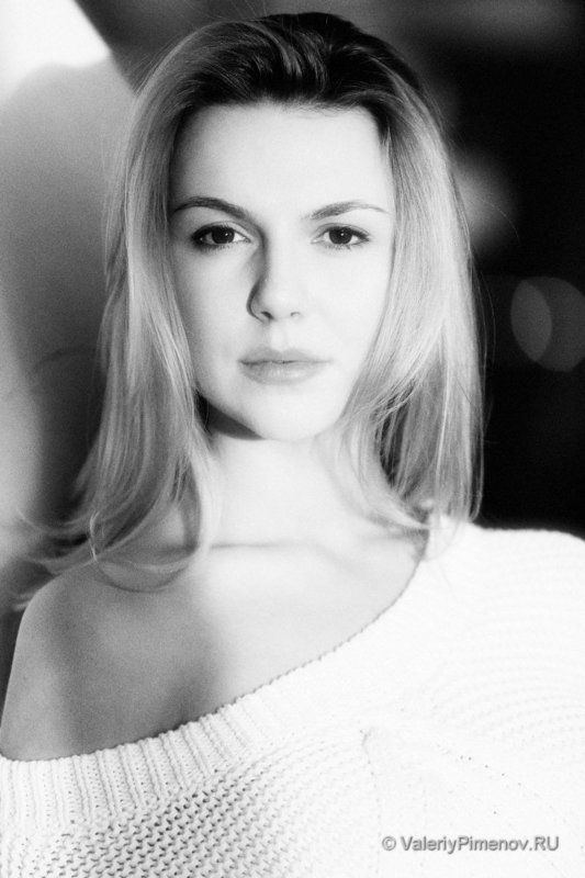 Актриса Ева Авееваphoto preview