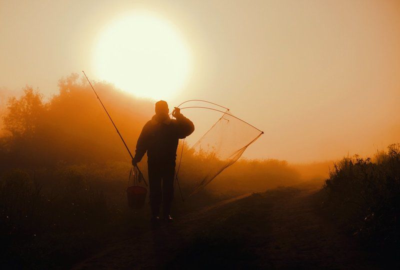 По дороге на рыбалку сквозь туманphoto preview