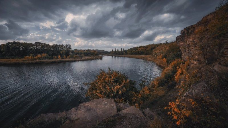 Осенний поворотphoto preview