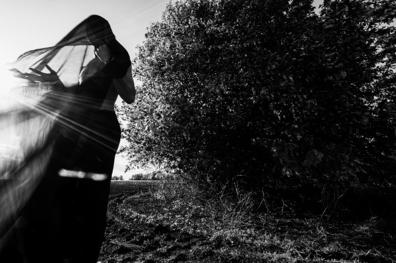 Концепт,Черно белое photo preview