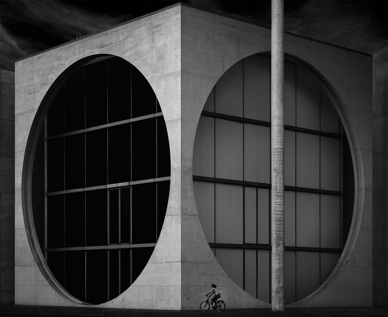 berlin building architecture cyclist window circle dualityphoto preview
