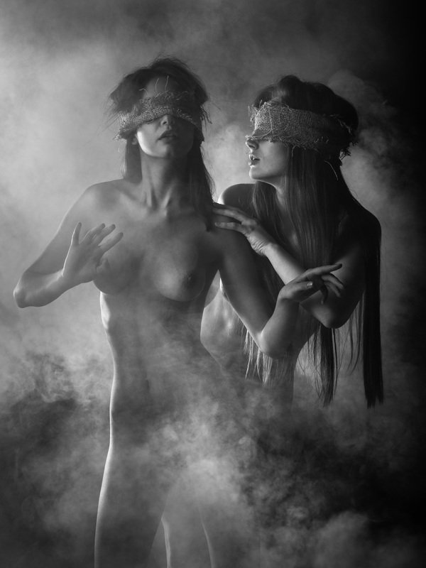 nude, fineartnude, girls, beauty, smoke Blindnessphoto preview