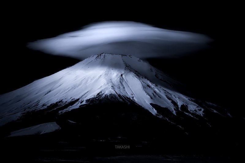 Fuji,Japan,mountain,snow,cloud,lenticular,winter The lenticular cloudphoto preview