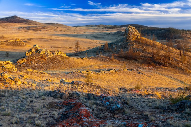 тажеранская степь, байкал, ольхон, сибирь, иркутск, скалы, золотой час Тажеранская степьphoto preview