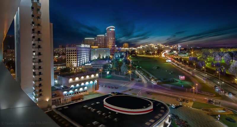 беларусь, город, минск, вечер, ночной-город, фотосфера-минск, фото-минск, интерьерный-фотограф-минск, бархатная-революция-минск, фотосъёмка-интерьеров-минск, фото-вечерний-минск-с-высоты, интерьерная-фото-съёмка-минск Фото вечерний Минск из окна отеля «Юбилейный»photo preview