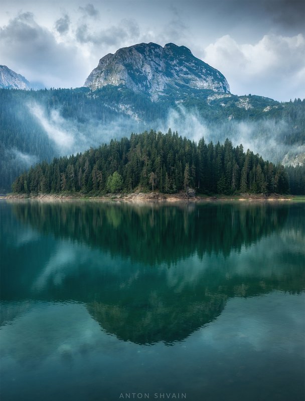 Black Lakephoto preview