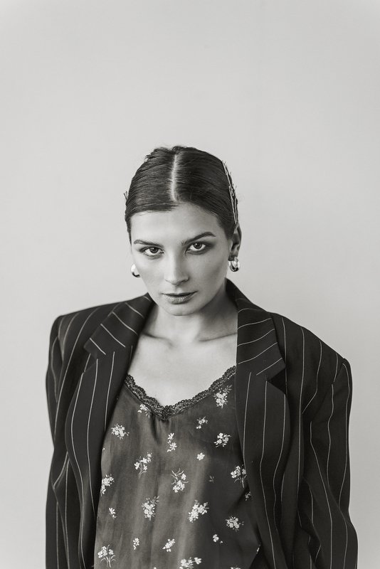 портрет, женщина, женский портрет Женский портретphoto preview