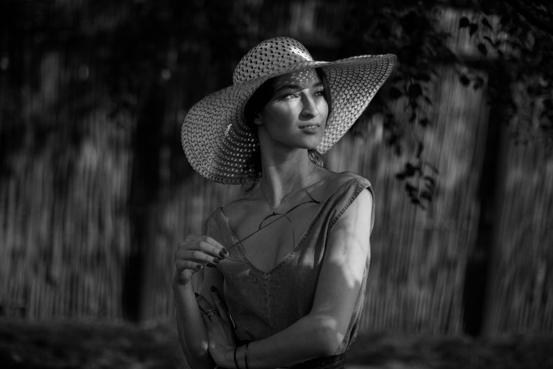 девушка,портрет,ч.б. Солнцеграфияphoto preview