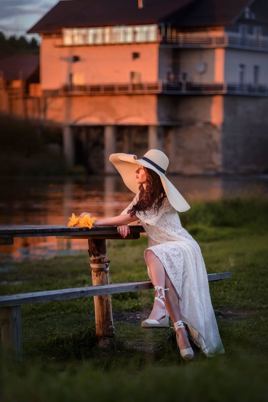 на закате летаphoto preview