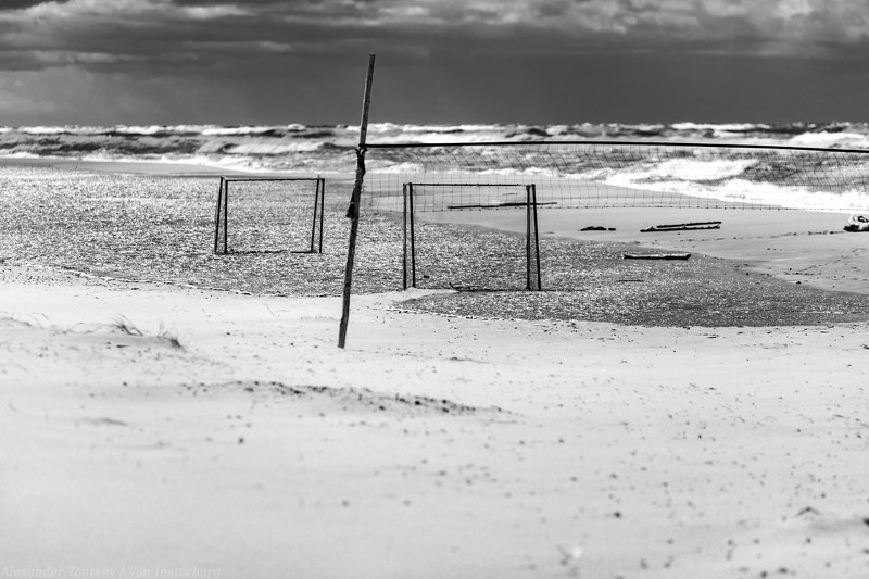 sea, baltica, ostsee, kaliningrad, калининград, балтика, bnw, monochrome, black and white, чб, стрит фото, street photo, street photography ***photo preview