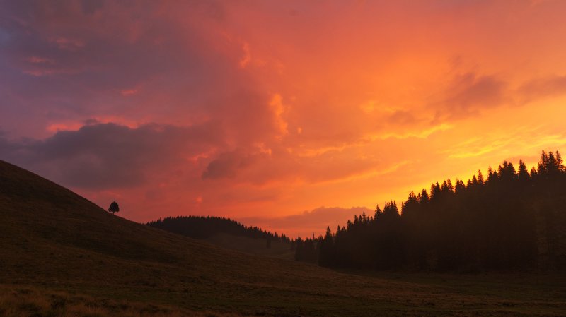Romania, sunrise, orange, warm, clouds Orangephoto preview