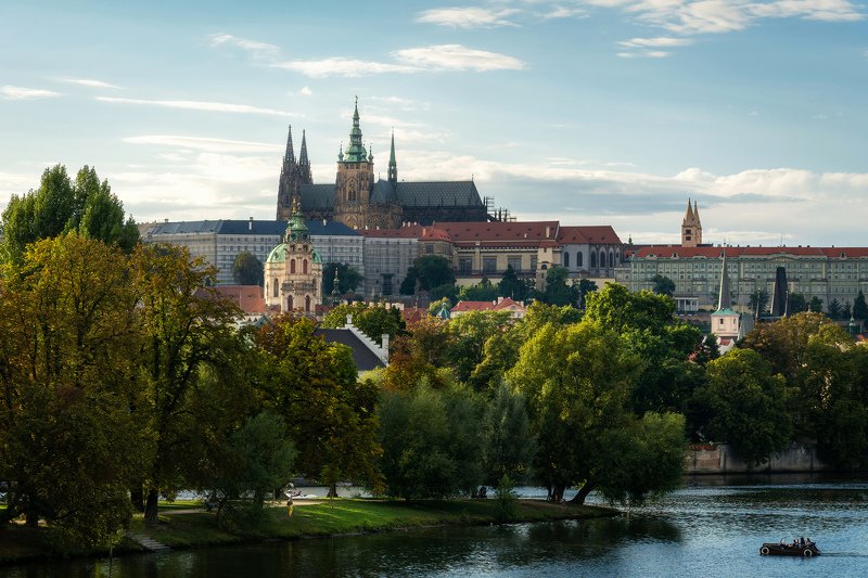 прага, вечер, река, влтава, европа, пражский град, ночь, фонари, чехия, город, золотой час, prague, summer, europe, river, evening, golden hour, prague castle, city Praguephoto preview