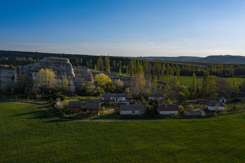 Окрестности Мангуп-кале, Бахчисарайский районphoto preview