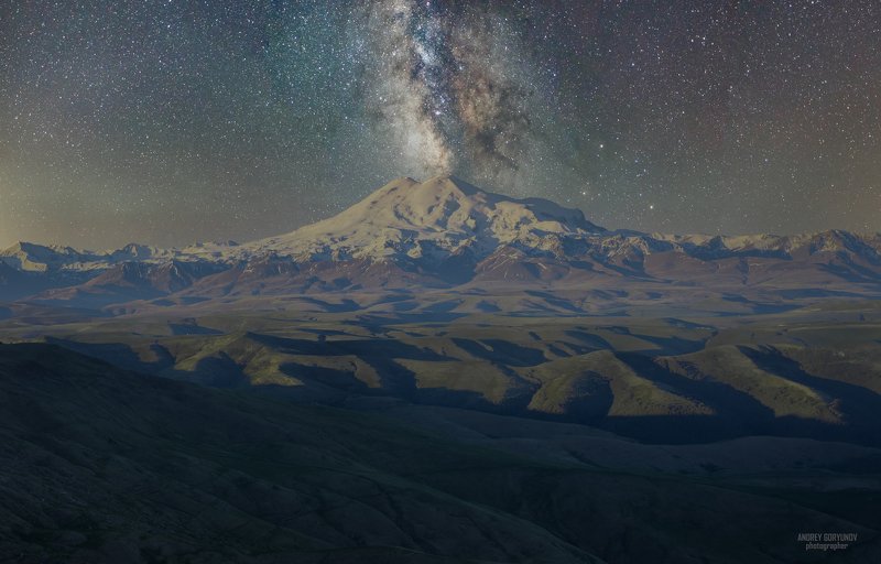 ночь, горы, эльбрус, кавказ, звезды, млечный путь, лето, снег Ночной Эльбрусphoto preview
