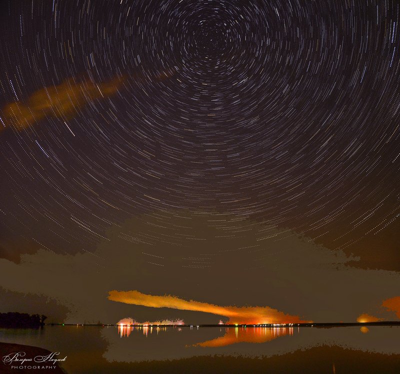 август, ночь, звёзды, вращение земли Фантазии звёздного августаphoto preview