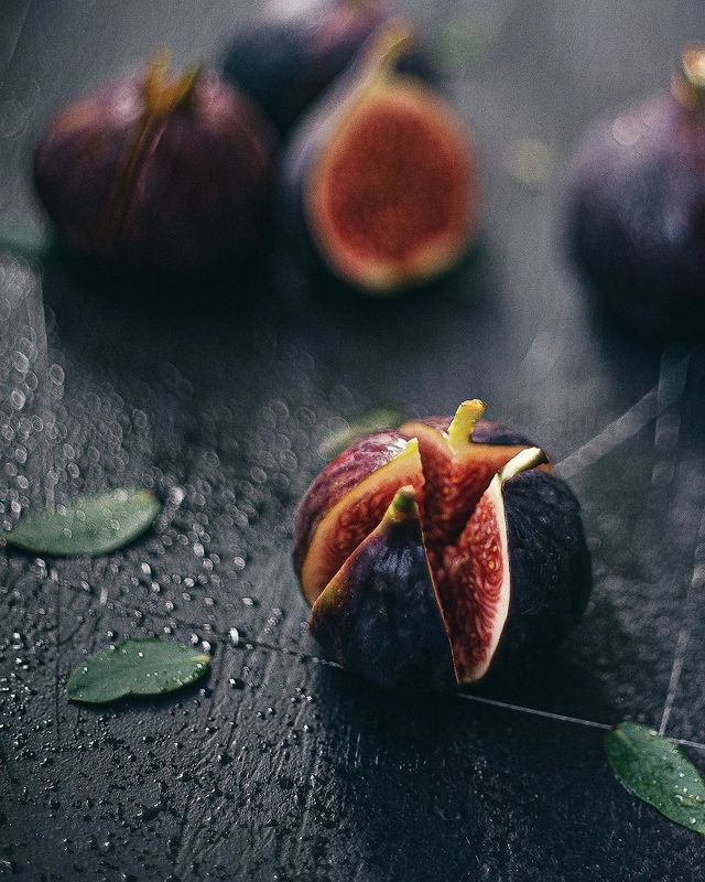 натюрморт, инжир, темный ключ, фиолетовый photo preview