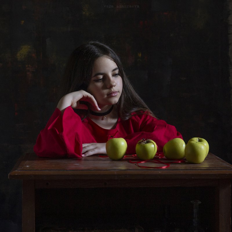 яблоки детское фото постановка вера шамраева С яблокамиphoto preview