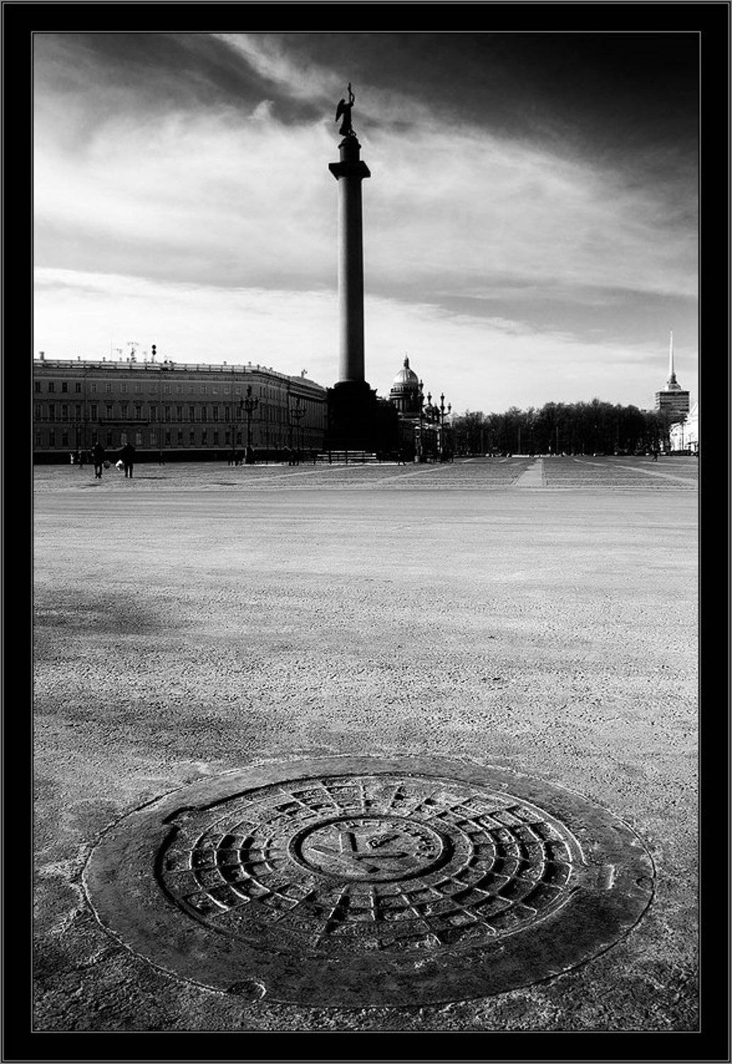 Такой, вот, блин, автограф! :) #4. Автор: Kirill Shapovalov петербург, центр, дворцовая, блин, автограф, печать, чб, Kirill Shapovalov