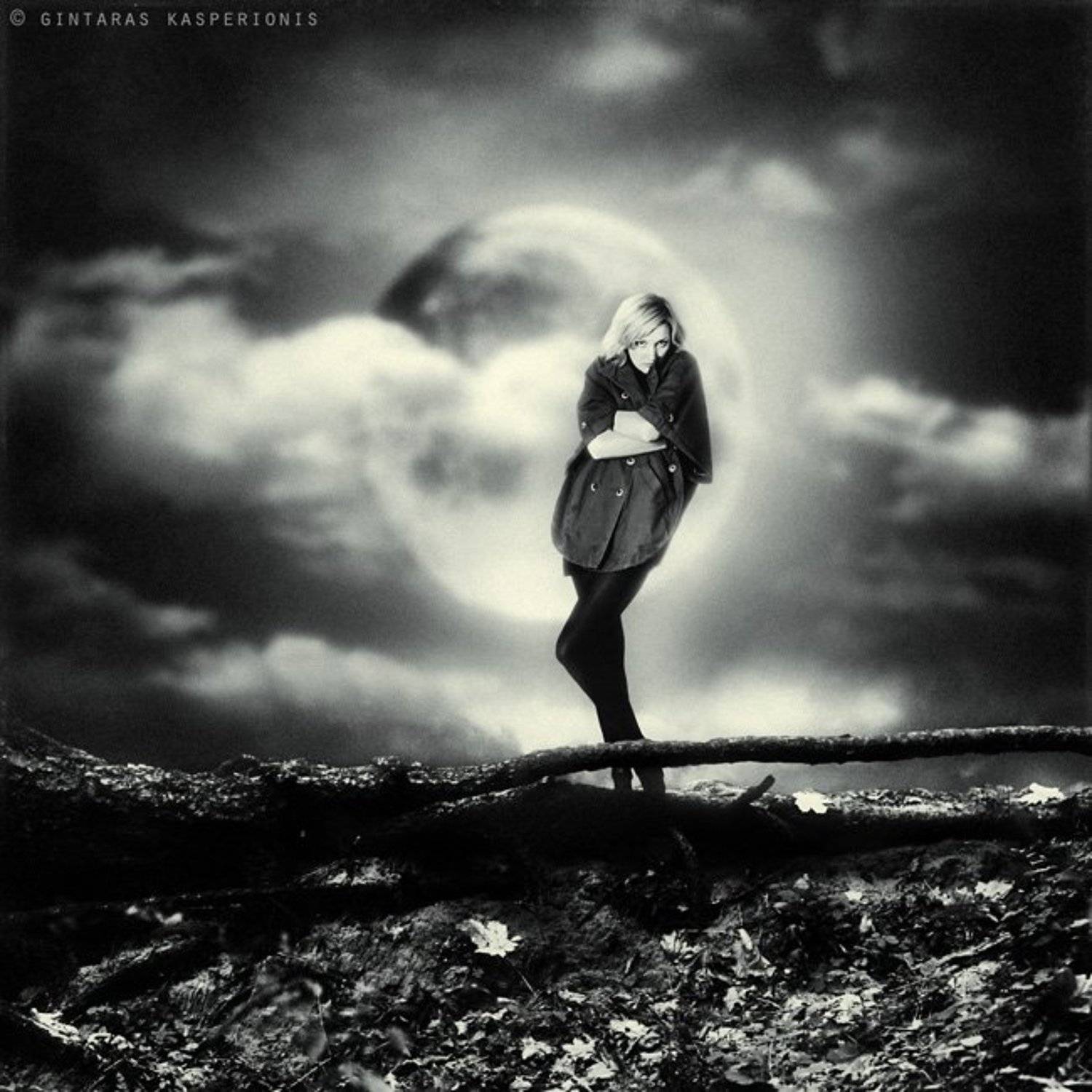 art, arts, artistic, fine, photography, foto, photo, modern, conceptual, feeling, emotion, square, 1x1, toned, gintaras, kasperionis, original, idea, gallery, pentax, contemporary, artwork, mono, woman, moon, night, clouds, light, Gintaras Kasperionis