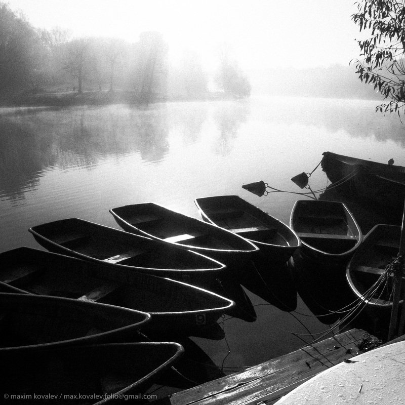 europe, kuzminki, moscow, russia, autumn, bank, boat, bw, craft, fog, gauze, haze, landscape, monochrome, morning, nature, park, plant, pond, ray, reflection, ship, silhouette, sunny, transport, tree, water, европа, кузьминки, москва, россия, берег, пруда Туманный день осенний.. / Foggy autumn day..photo preview