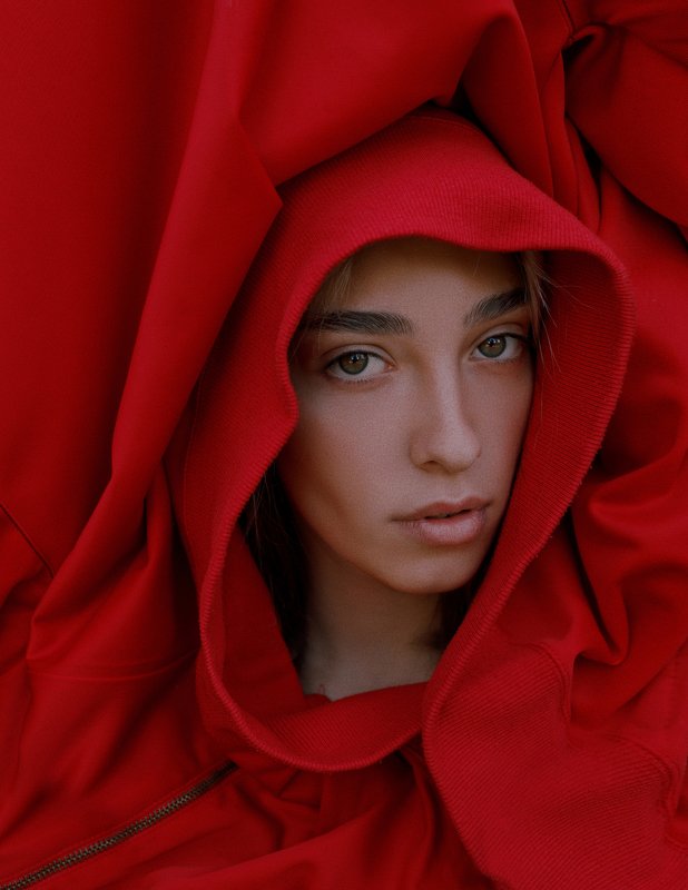 portrait, портрет, girl, portraiture, outdoor, red, ламповый, retouch, ретушь, цвет, cinematic,цветок, тёплый, fineart, beauty, sweet, warm, face Асяphoto preview