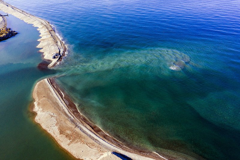 Абхазия, Бзыбь, Бзып, полуостров, море Впадение реки Бзыбь в Черное море фото превью