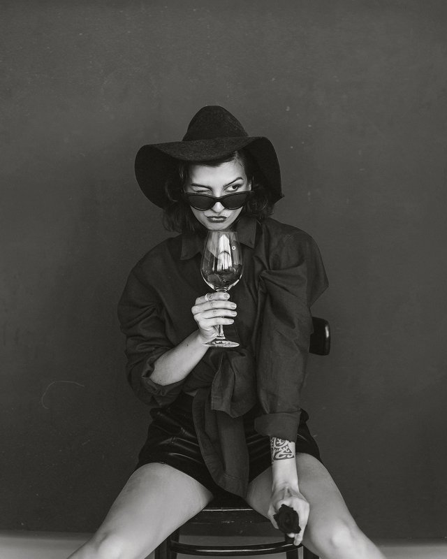 Rose Drinkphoto preview