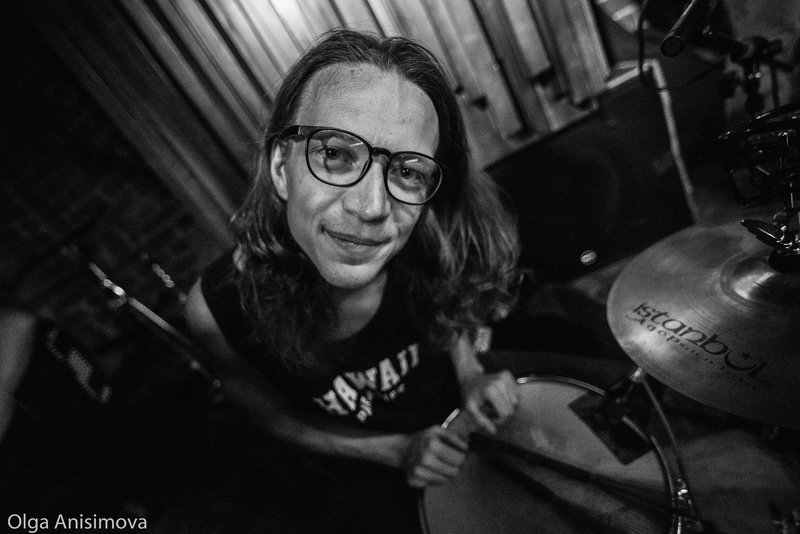 барабанщики, музыка, тусовки, концерты, танцы \