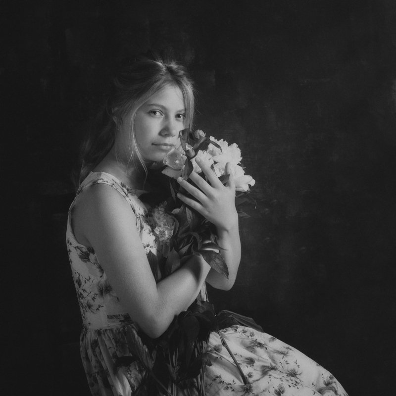 пионы детский портрет постановка художественная фотография Пионыphoto preview