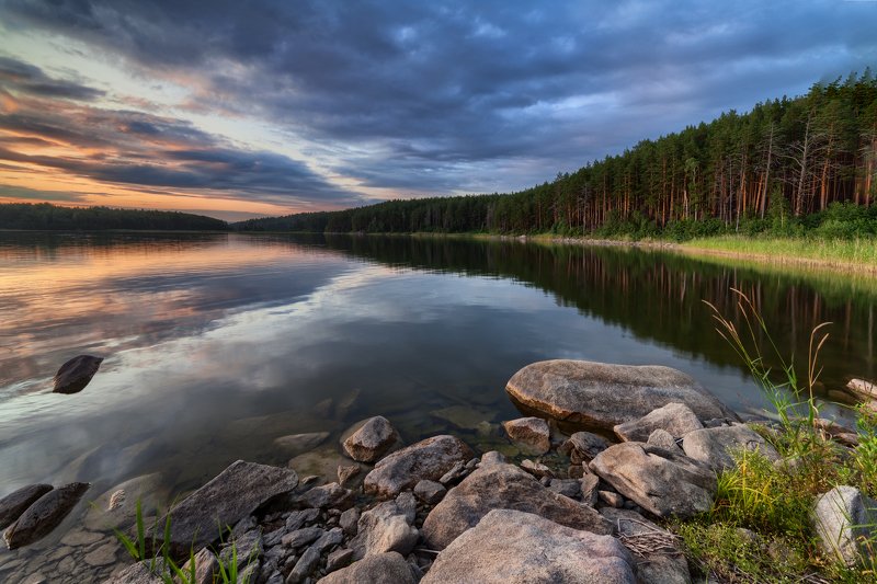 озеро, закат, вечер, горы, вода, камни, берег, южный урал, лето Липовая курья. оз. Большое Миассовое. Ильменский заповедник.photo preview
