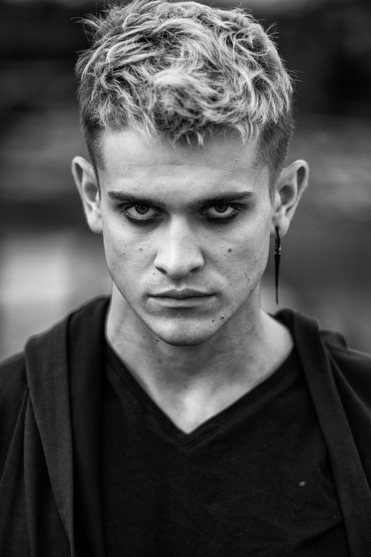 макс девизоровphoto preview