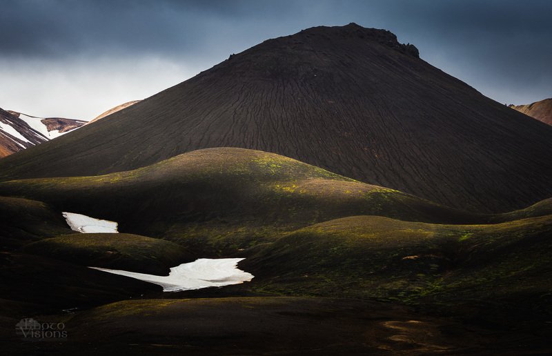 iceland,nature,summer,mountains,landmannalaugar, Flowing lightphoto preview