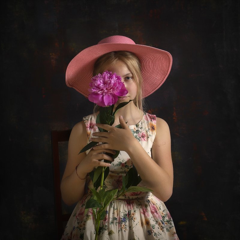 пионы детский портрет постановка художественная фотография Пионphoto preview