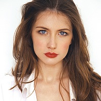 Portrait of a photographer (avatar) Fleur -model-