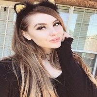 Portrait of a photographer (avatar)  MoniqueLMerritt