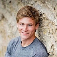 Portrait of a photographer (avatar) Brett Alvarez