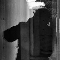 Portrait of a photographer (avatar)  manuel