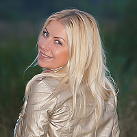 Portrait of a photographer (avatar) Тихомирова Олеся (Olesya Tikhomirova)