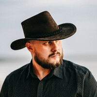 Portrait of a photographer (avatar) Миша Лето (Misha Leto)