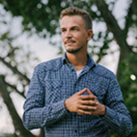 Portrait of a photographer (avatar) Alex Raevsky