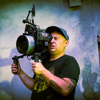 Portrait of a photographer (avatar) carlos mora