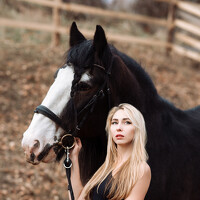 Portrait of a photographer (avatar) Мария