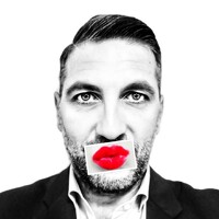 Portrait of a photographer (avatar) De Mura Renato