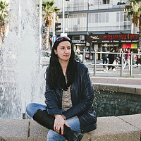 Portrait of a photographer (avatar) Cristina Garabajiu