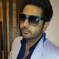 Portrait of a photographer (avatar) daryllee