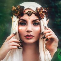 Portrait of a photographer (avatar) aurora